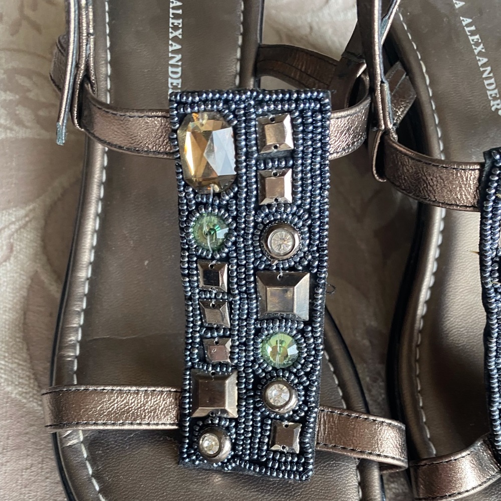 Platform Sandals - Picture 2 of 6